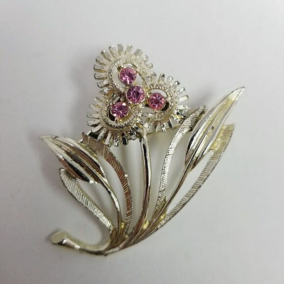Vintage Pink Rhinestone Flower Cluster Brooch, Gold Tone Setting, Retro 50s 60s - Picture 6 of 6